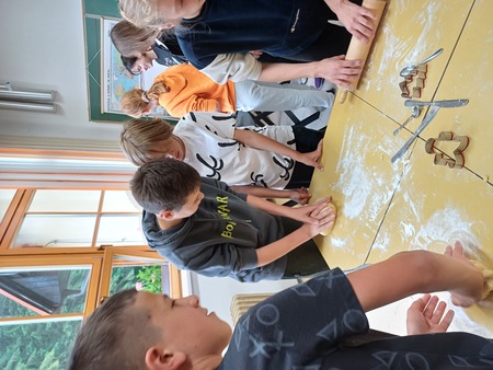 Učijo za življenje – želijo, da bodo mladi samostojno obvladali praktične situacije.